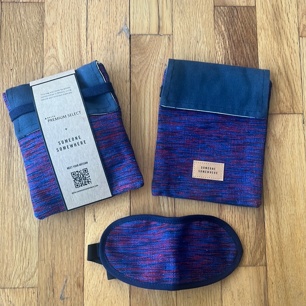 Delta Premium Select Complimentary Kit